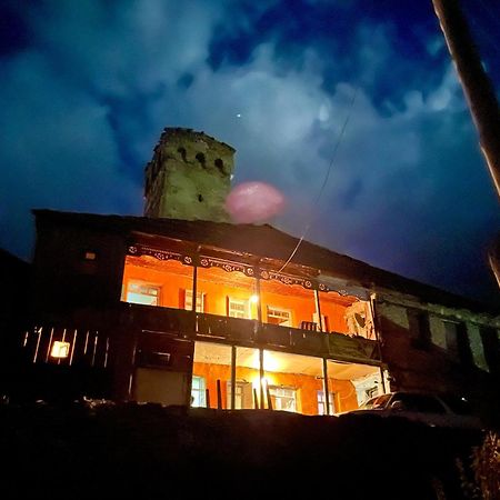 Hotel Old House Adishi Exterior foto